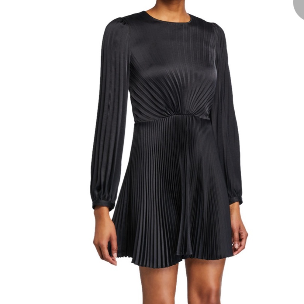 ❌SOLD❌ A.L.C Tavi Pleated Long Sleeve Short dress size 6 - Picture 1 of 5